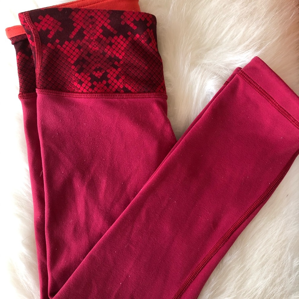 Lululemon reversible crop pant size 2